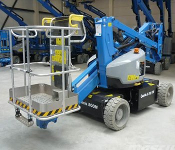 Marca: GENIE Modelo: Z-33/18 Altura de trabajo: 10m Alimentación: Eléctrica