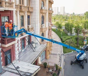 Marca: GENIE Modelo: SX-105XC Altura de trabajo: 32m Alimentación: Combustión