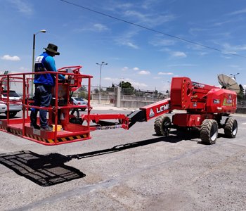 Marca: LGMG Modelo: AR65J Altura de trabajo: 19.5m Alimentación: Combustión