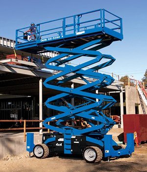 Marca: GENIE Modelo: GS 5390 RT Altura de trabajo: 16.1m Alimentación: Combustión